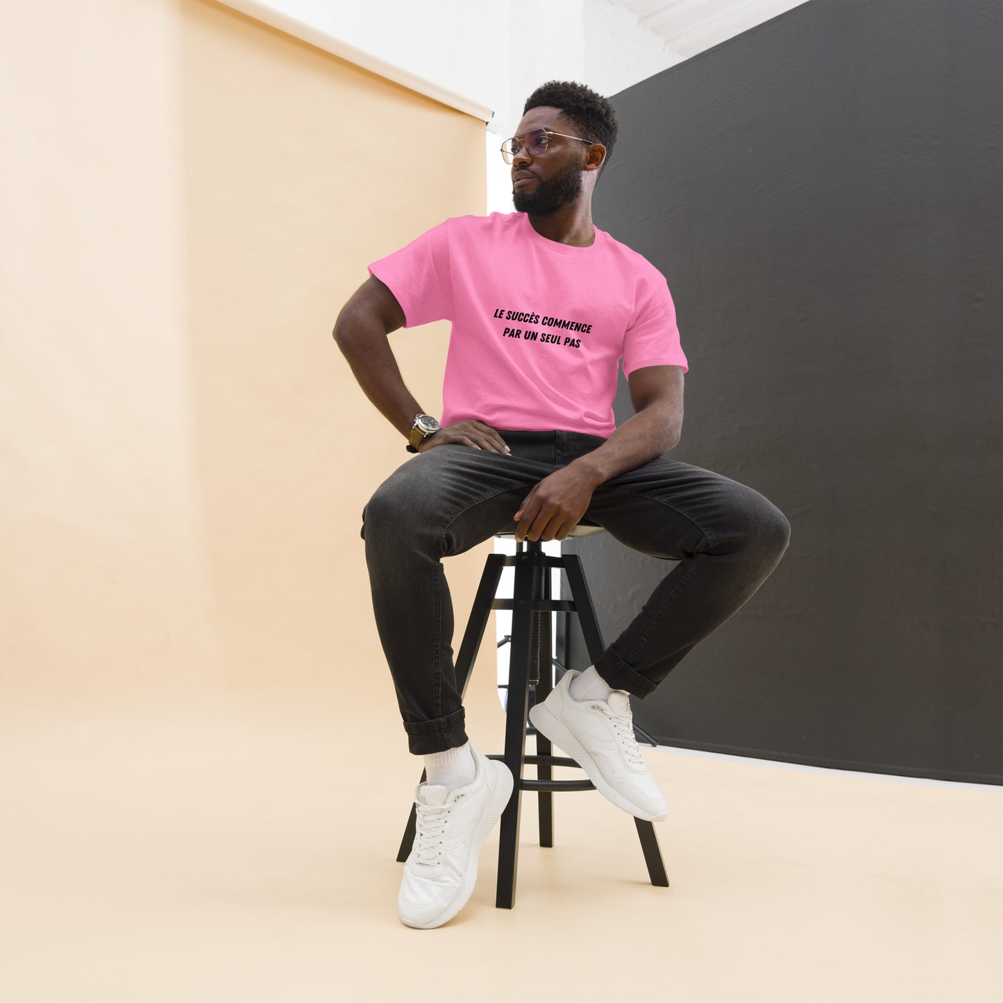 T-shirt classique homme - Le succès commence par un seul pas