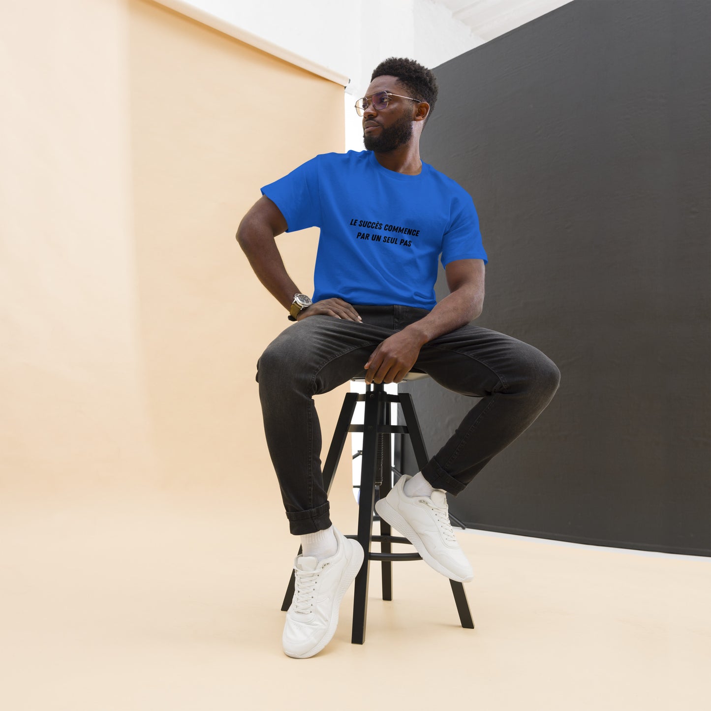 T-shirt classique homme - Le succès commence par un seul pas